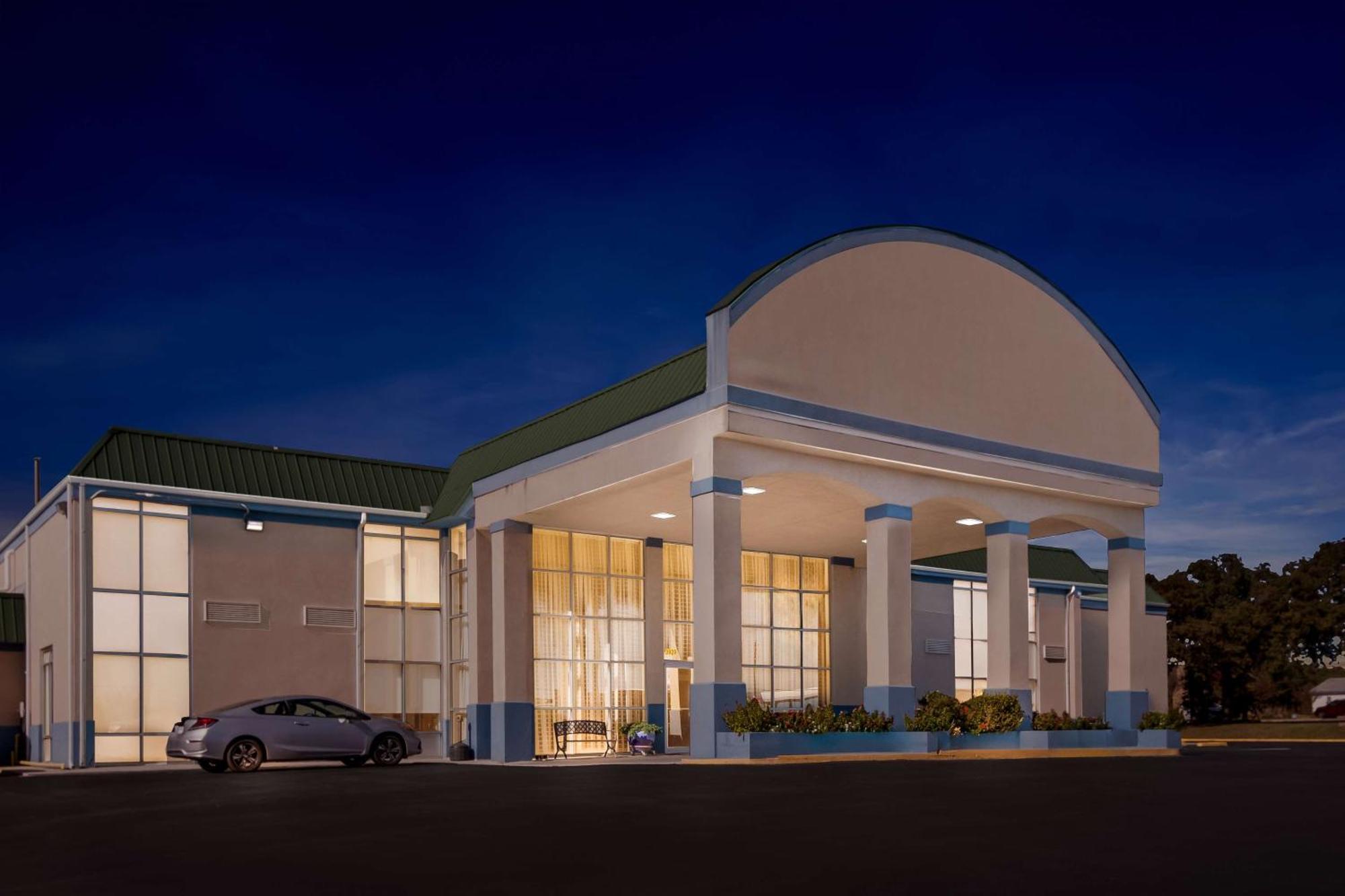 Surestay Hotel By Best Western Duncan Экстерьер фото